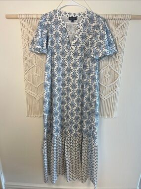 Maggy London Blue and White Floral Maxi Dress